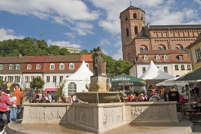 Marktbrunnen-Homburg_front_magnific